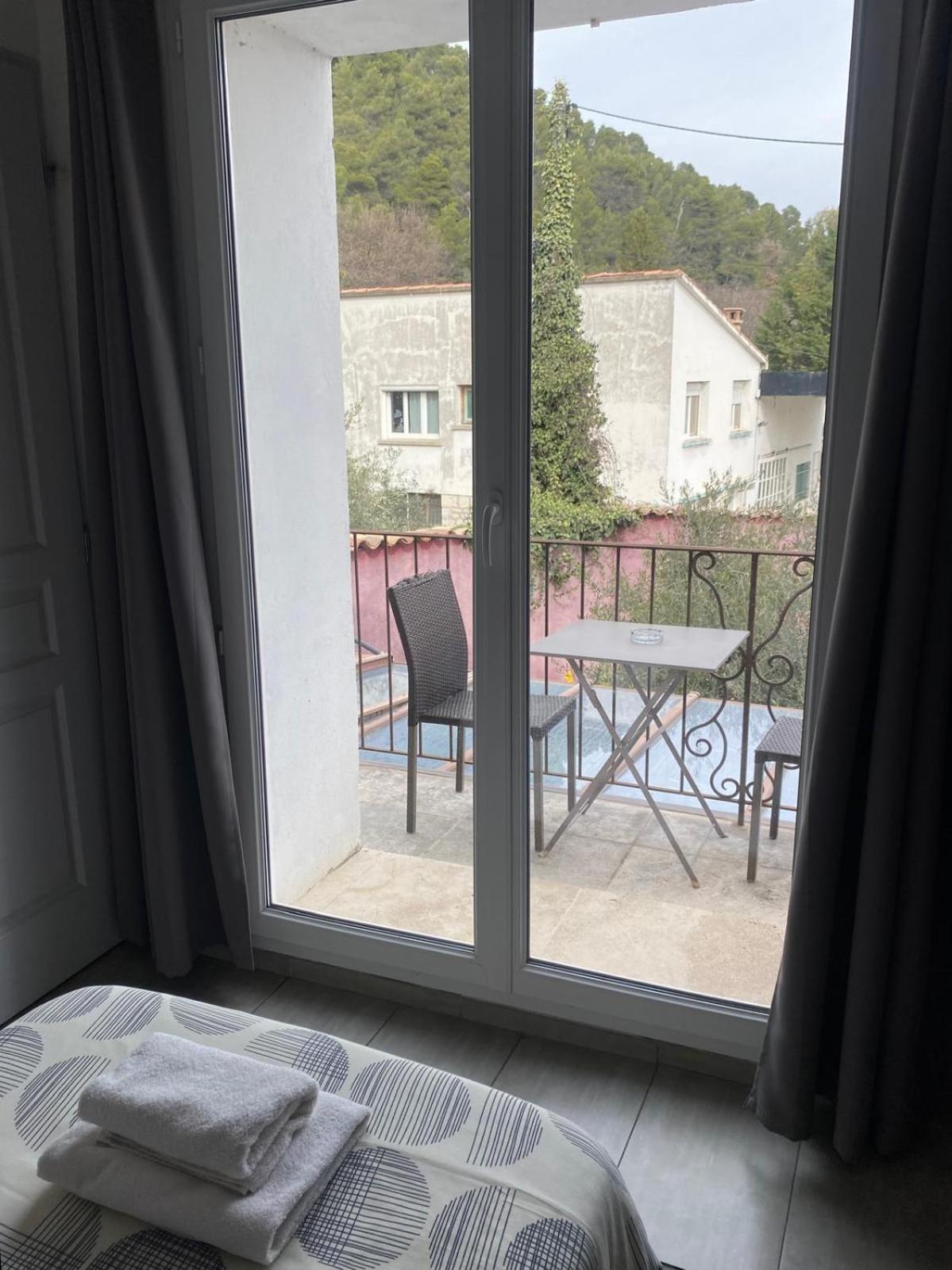 Auberge Les Galets Peyruis Exteriér fotografie